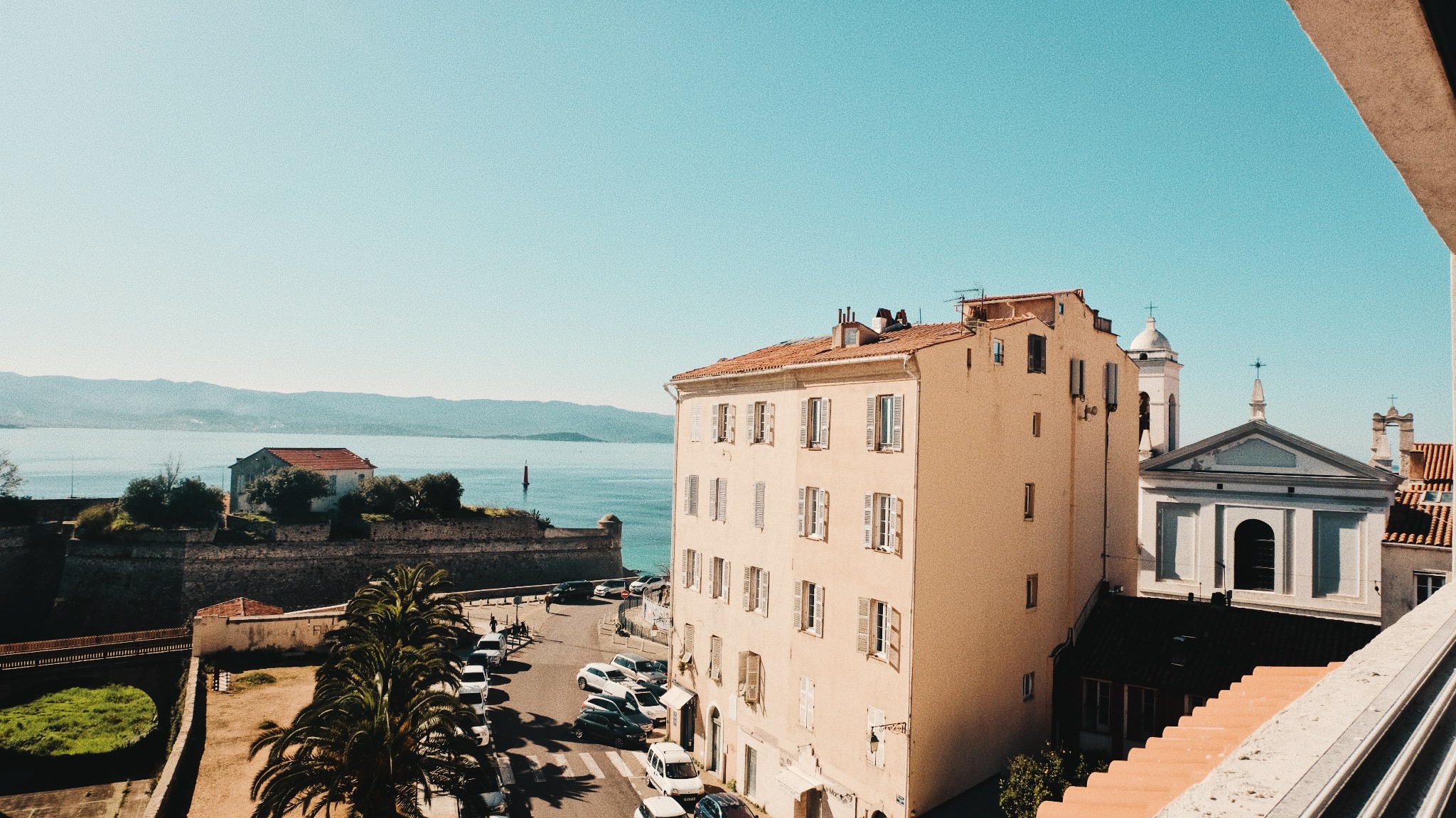 Hôtel au luxe confidentiel en Corse-du-Sud | Hôtel San Carlu Citadelle